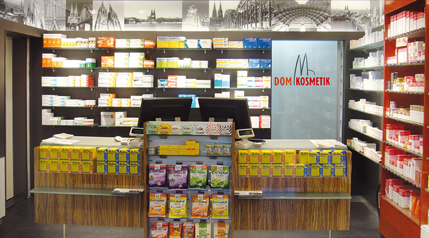 Dom Apotheke innen